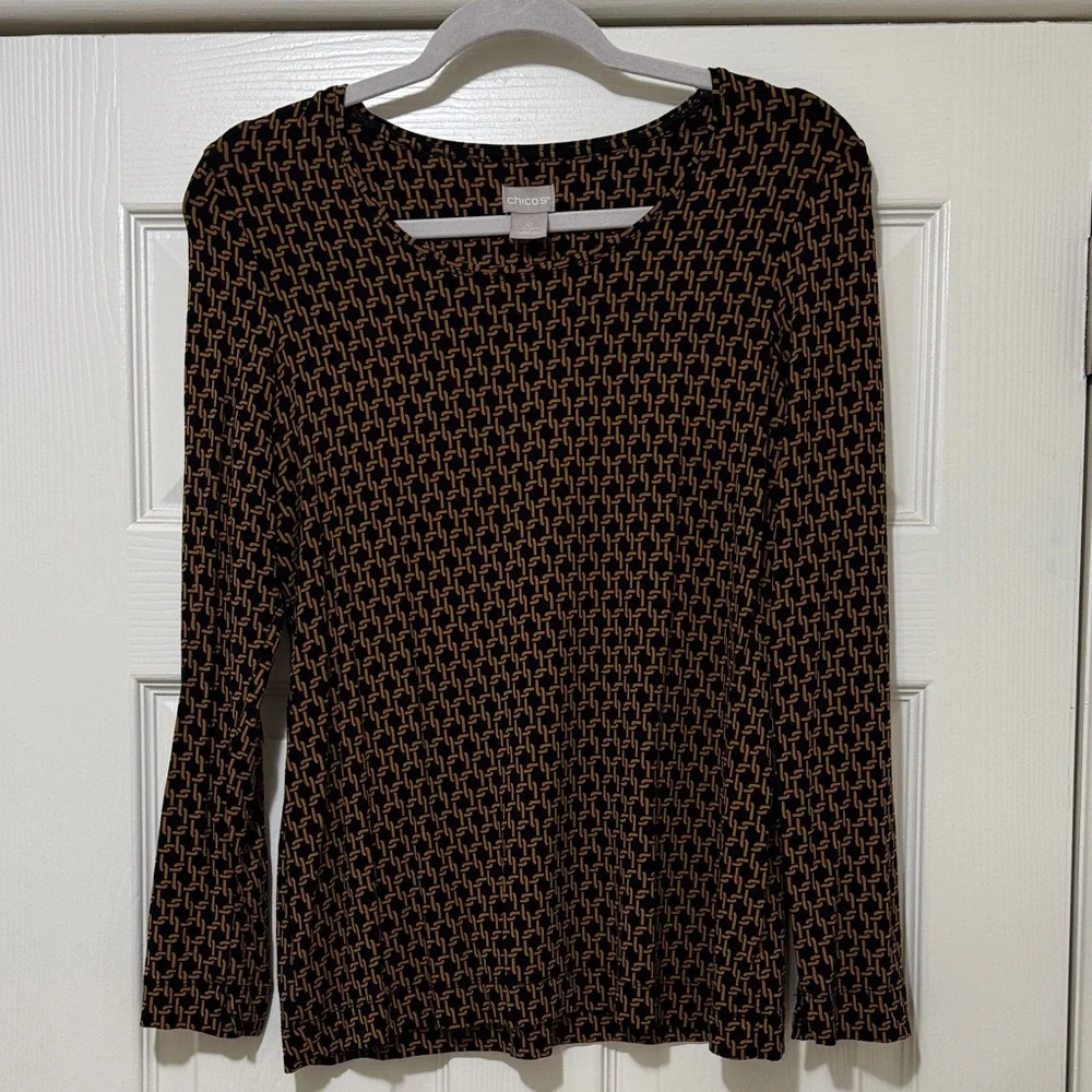 Chico's Black and Tan Geometric Long Sleeve Top Chico size 0 (US size 8) - Picture 3 of 6